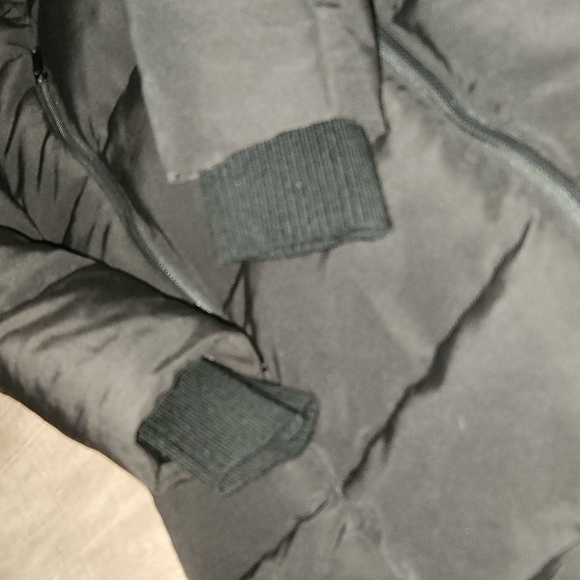 New Sam Edelman Asymmetrical Water Repellent Puffer Jacket - Picture 5 of 9